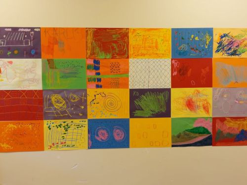 Radoša nodarbe krāsainākai dienai! Kopā ar mākslinieci @Kristīne Kutepova mūsu Dienas aprūpes centra jaunieši…